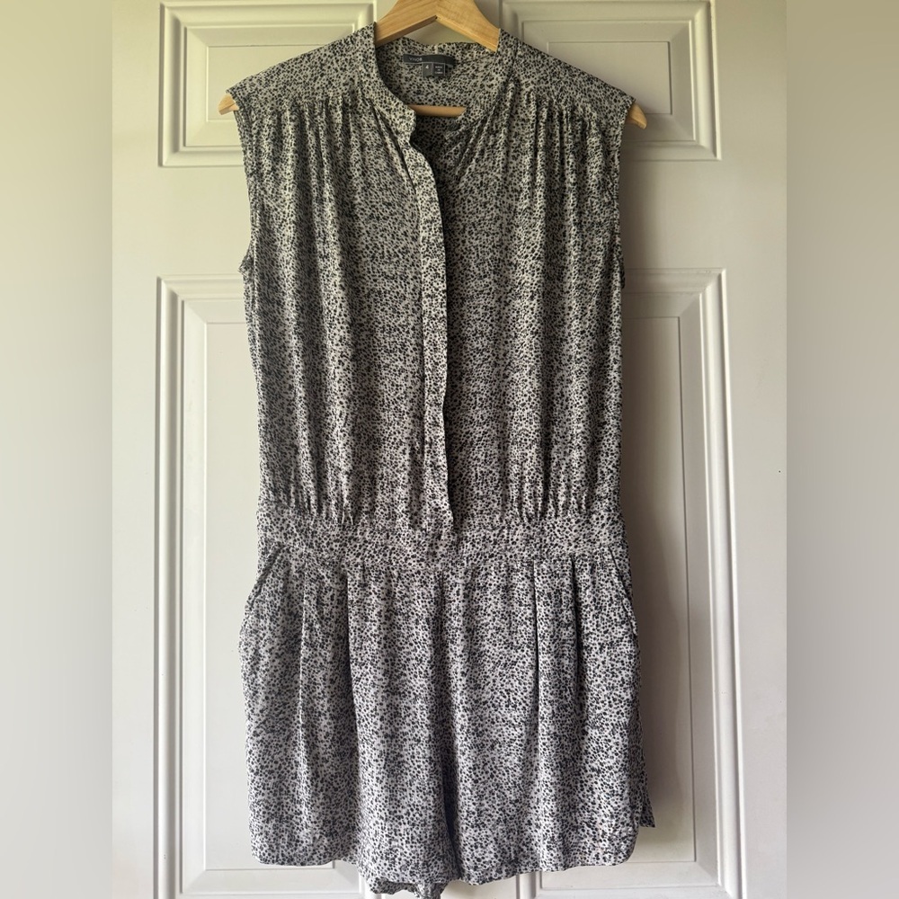 VINCE. 100% Silk Printed Sleeveless Romper
